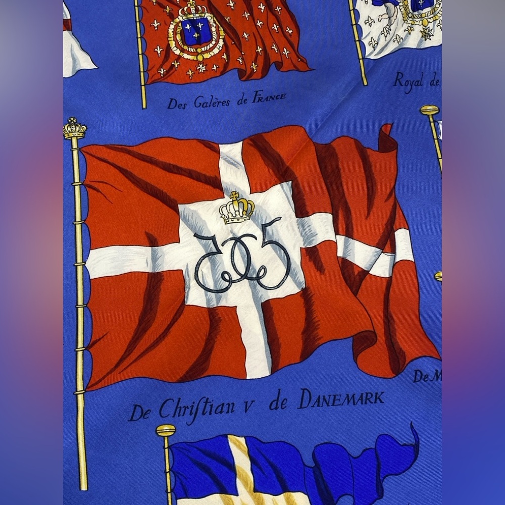Hermes Vintage Silk Scarf Carre 90”Pavois”Blue - Picture 14 of 16